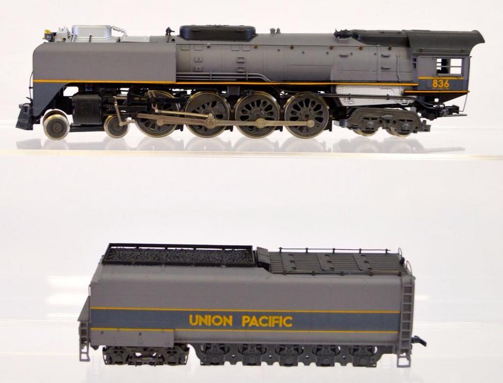 Rivarossi Ho Scale Union Pacific Steam Passenger Set With 4 8 4 Fef 3 Mib