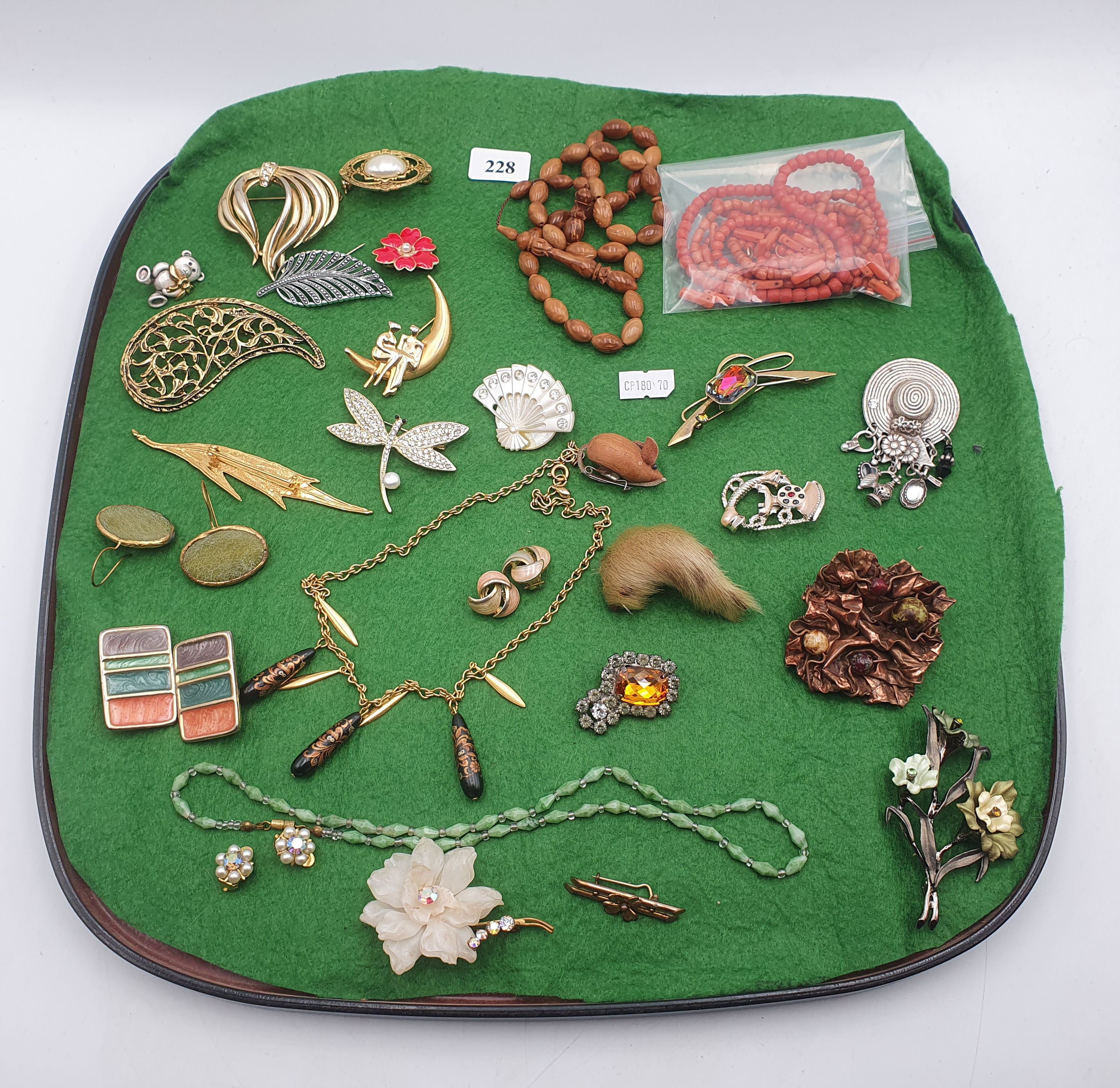 A Group Of Vintage Jewellery