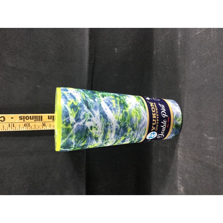 Yukon Outfitters 32oz Tumbler (Green/Blue Multi)