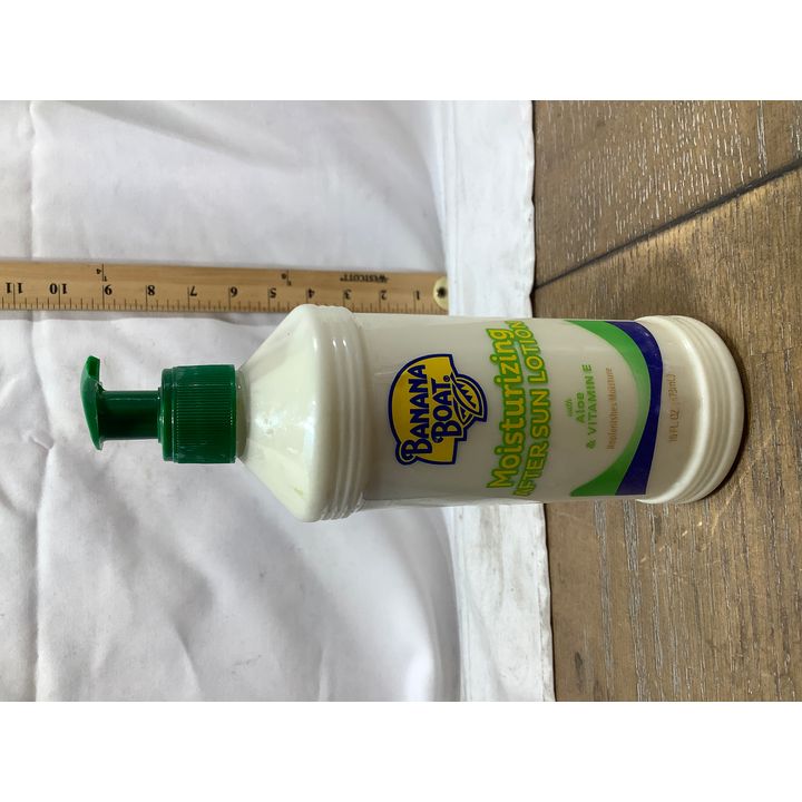 Banana Boat Moisturizing After Sun Lotion with Aloe & Vitamin E 16oz