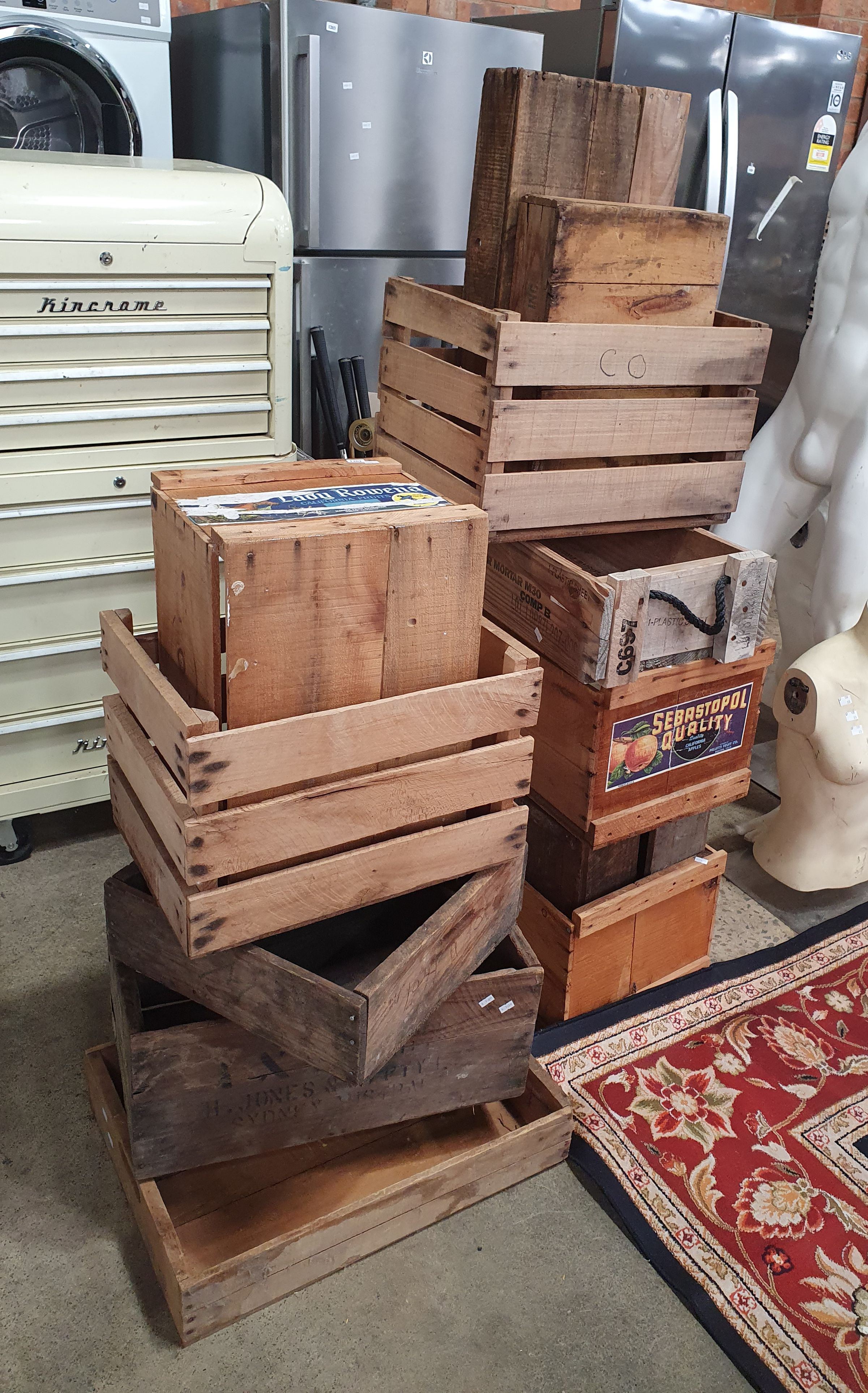 1202 · A COLLECTION OF BANANA BOXES/CRATES