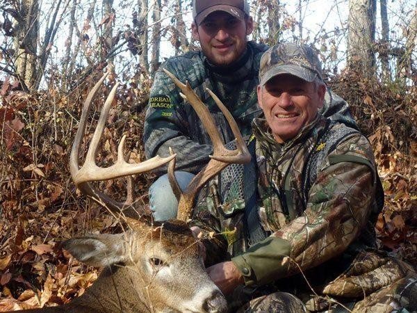 Early Season Whitetail Archery Hunt for 2 SFW