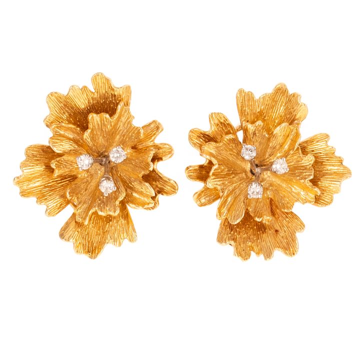 A Pair of Danker Ear Clips with Diamonds in 14K