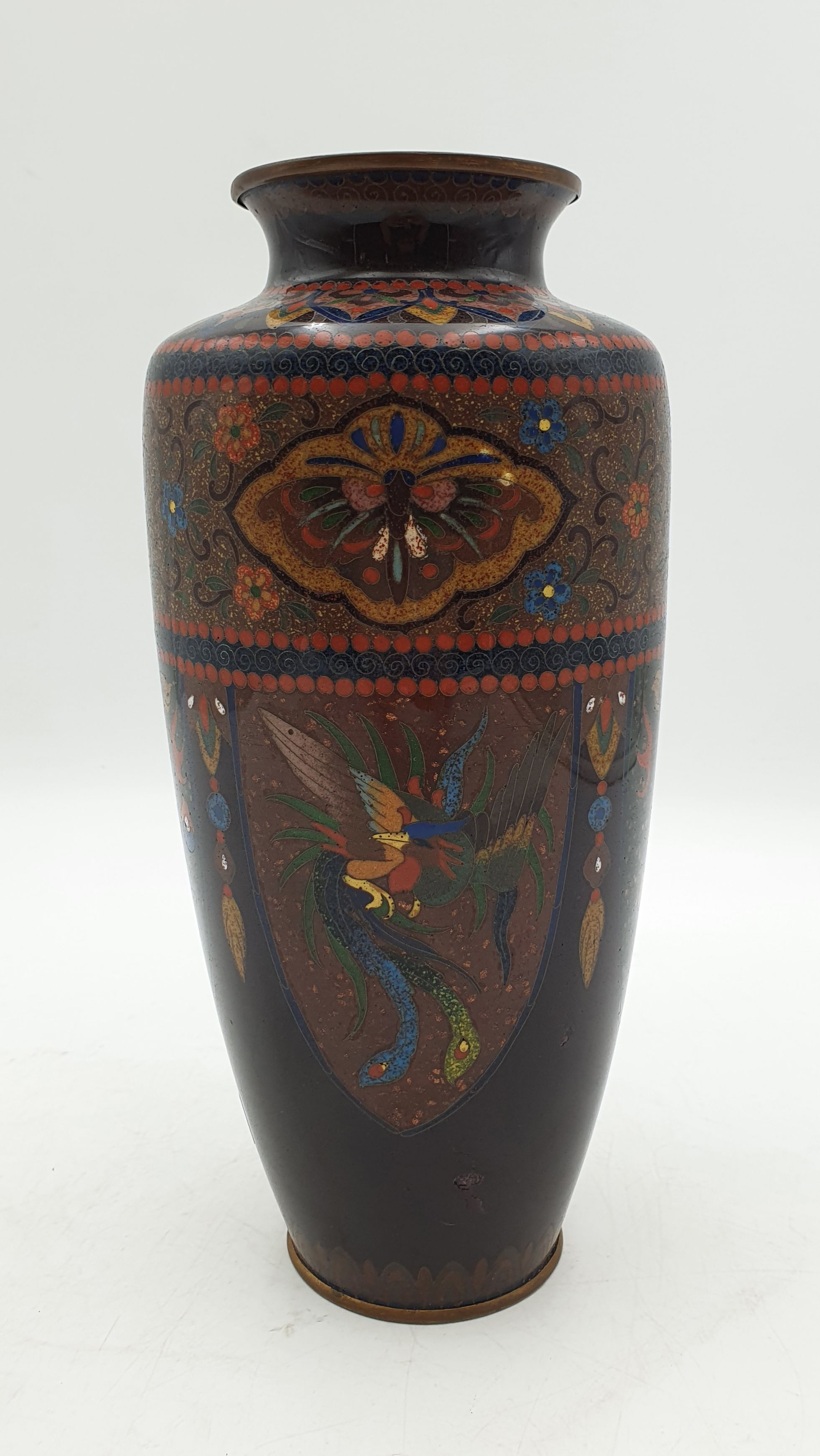575 · A JAPANESE ANDO JUBEI CLOISONNE VASE