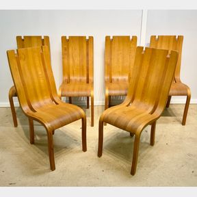 SET OF SIX SCANDINAVIAN ASH MID CENTURY STYLE SIDE CHAIRS.