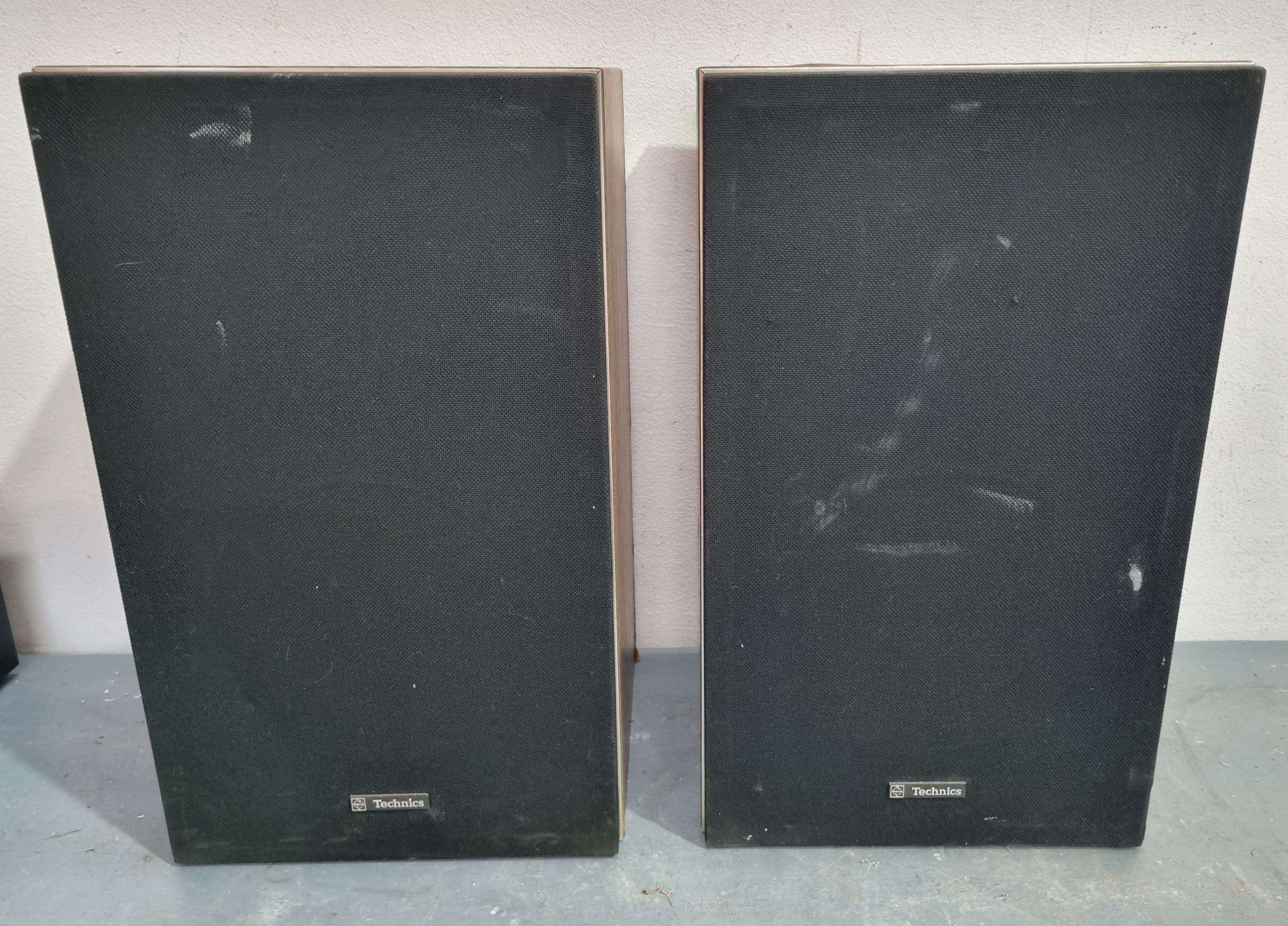 A Pair Of Technics Speakers