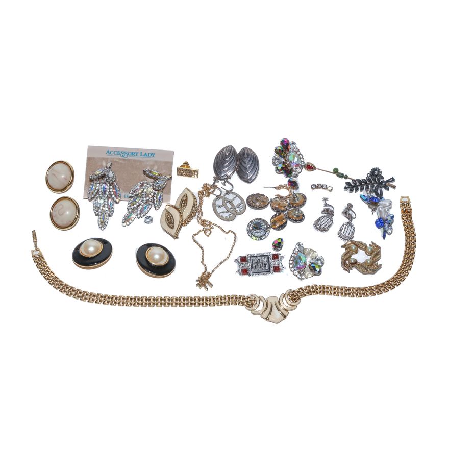 A Collection of Fashion Jewelry