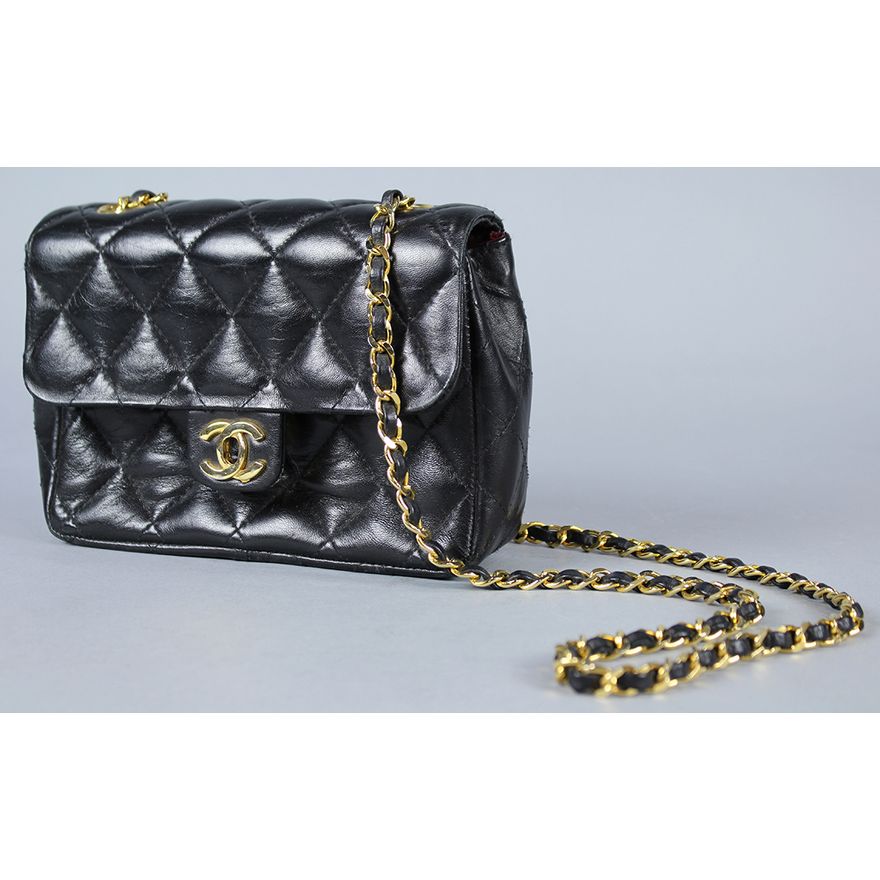 Chanel style quilted handbag,