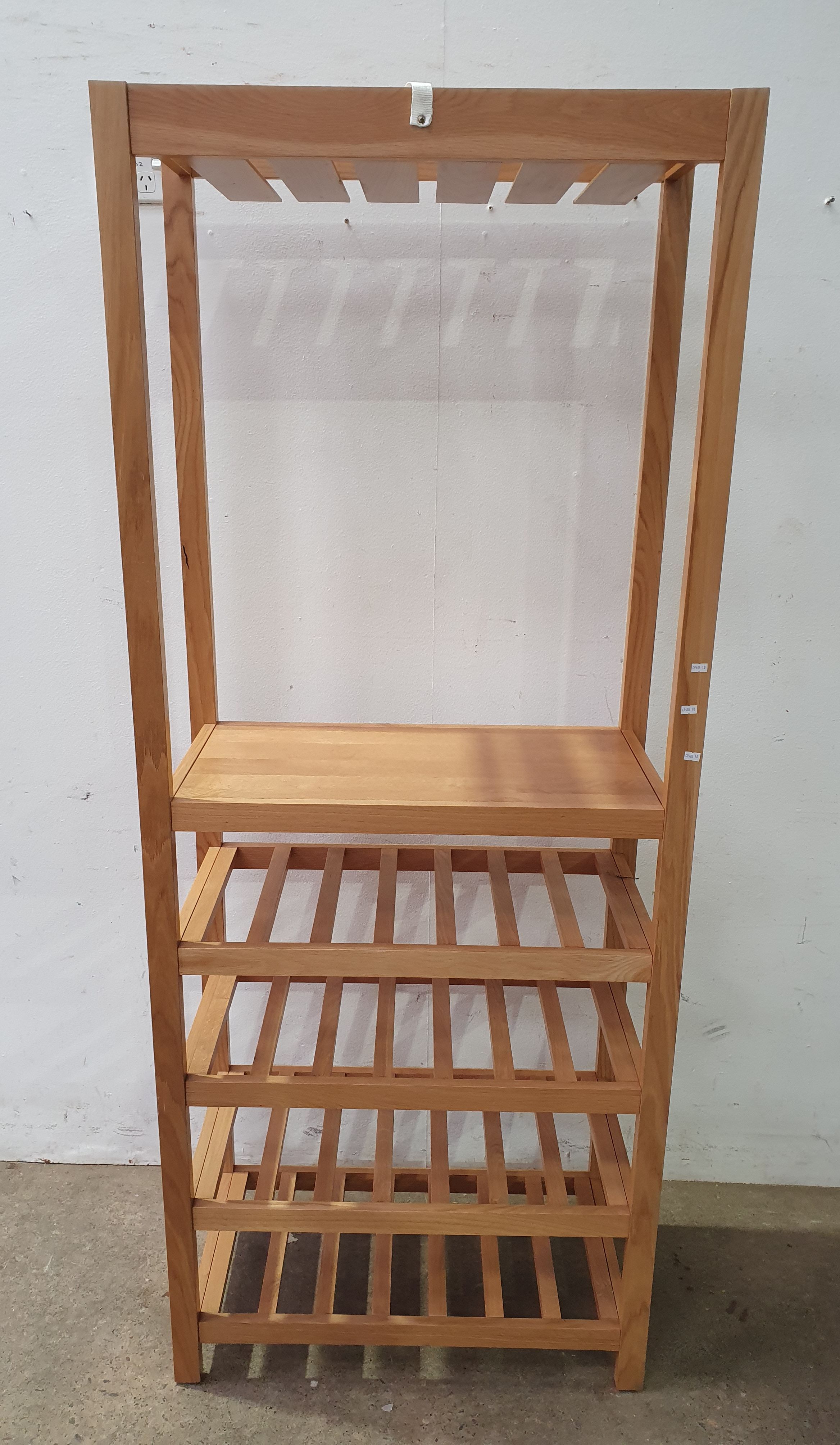 2288 · A CONTEMPORARY SHELFING UNIT