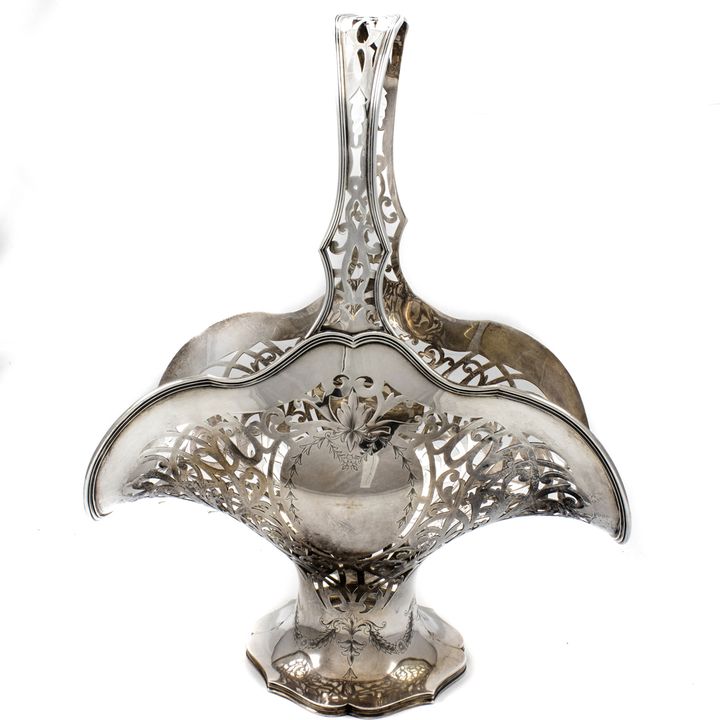 An Art Nouveau Reed and Barton sterling flower basket