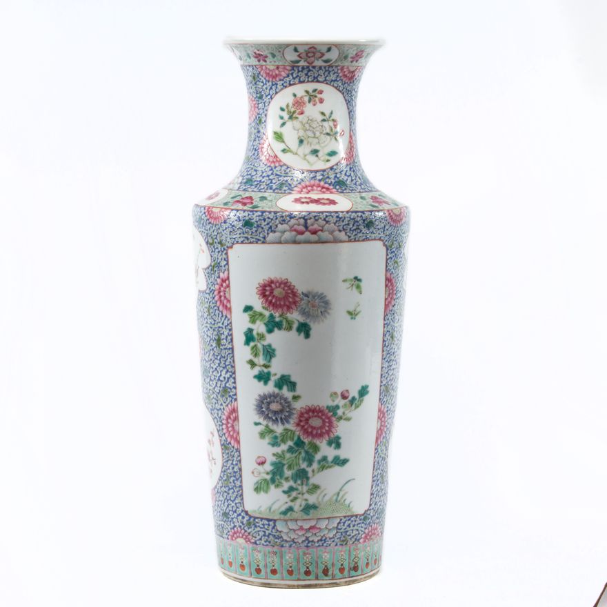 Chinese famille rose vase