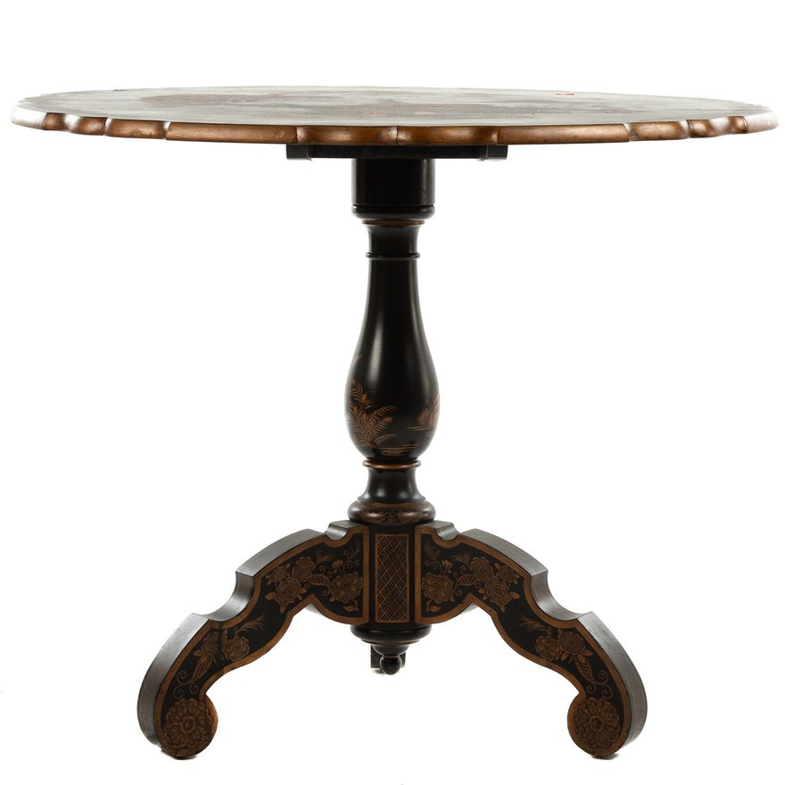 George II Style Chinoiserie Tilt Top Table