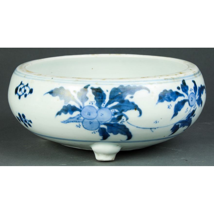 Chinese Tripod  Porcelain Censer