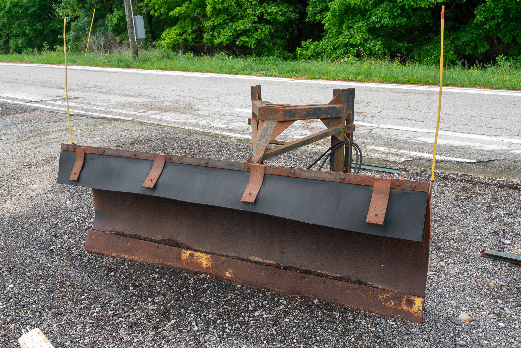 Root Spring Scraper Co. 9' Commercial Snow Plow | Harritt Group, Inc