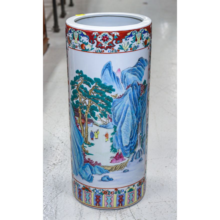 A Chinese Famille Rose Porcelain Umbrella Jar