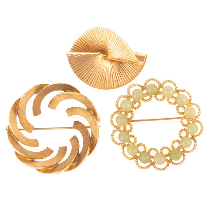 A Trio of Yellow Gold Brooches in 14K