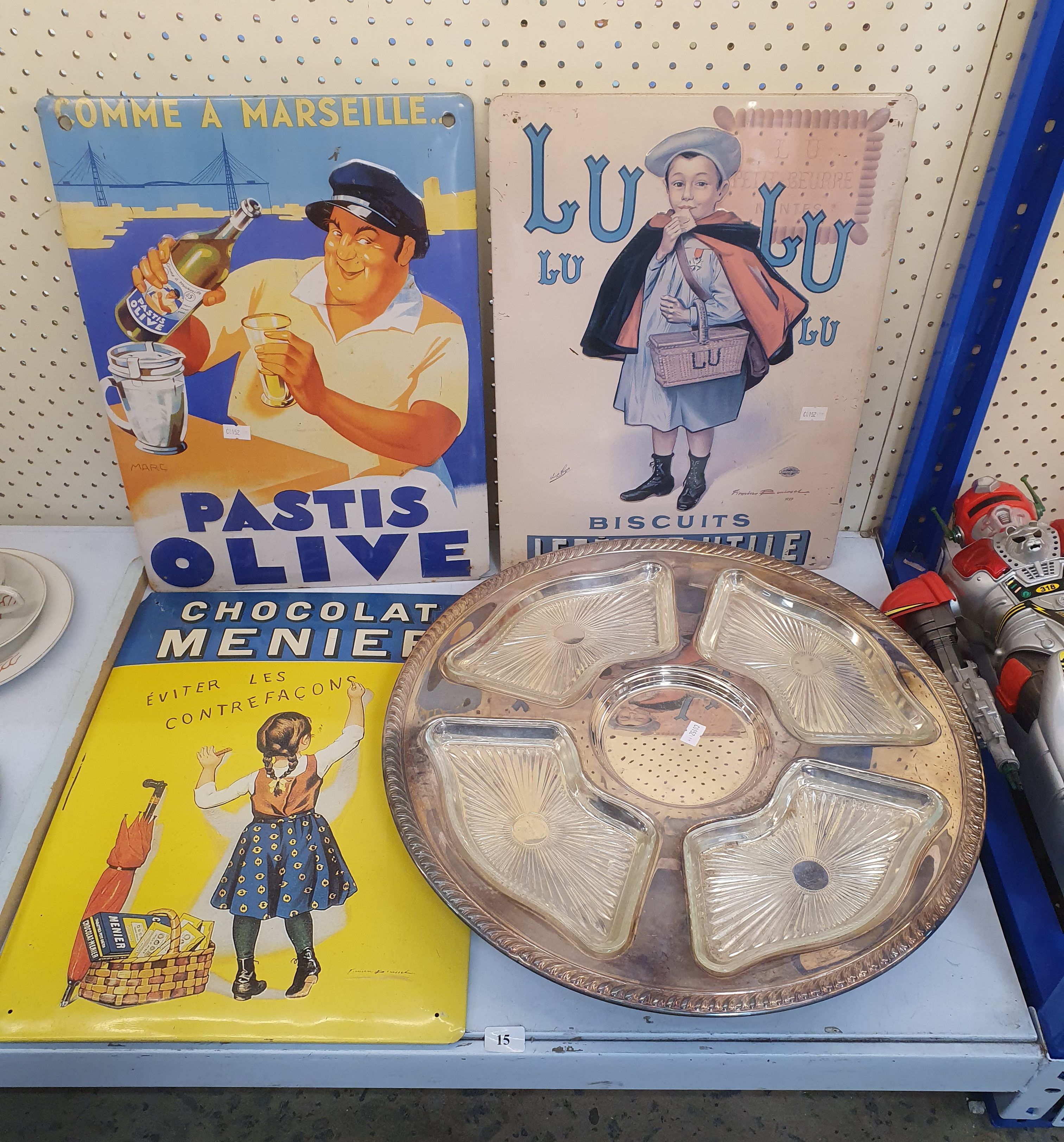 15 · THREE REPRODUCTION TIN SIGNS AND A LAZY SUSAN