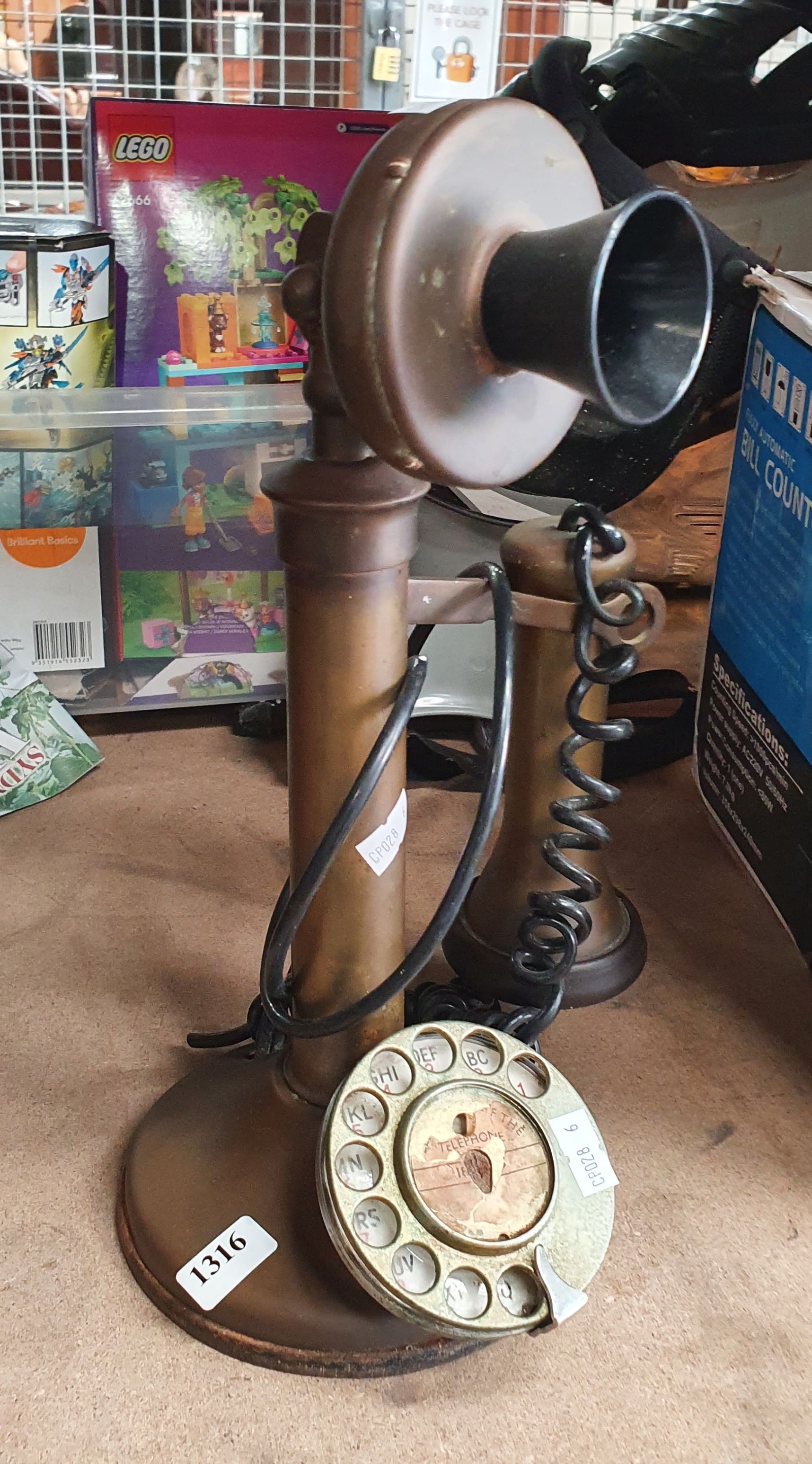 1316 · A VINTAGE CANDLESTICK PHONE