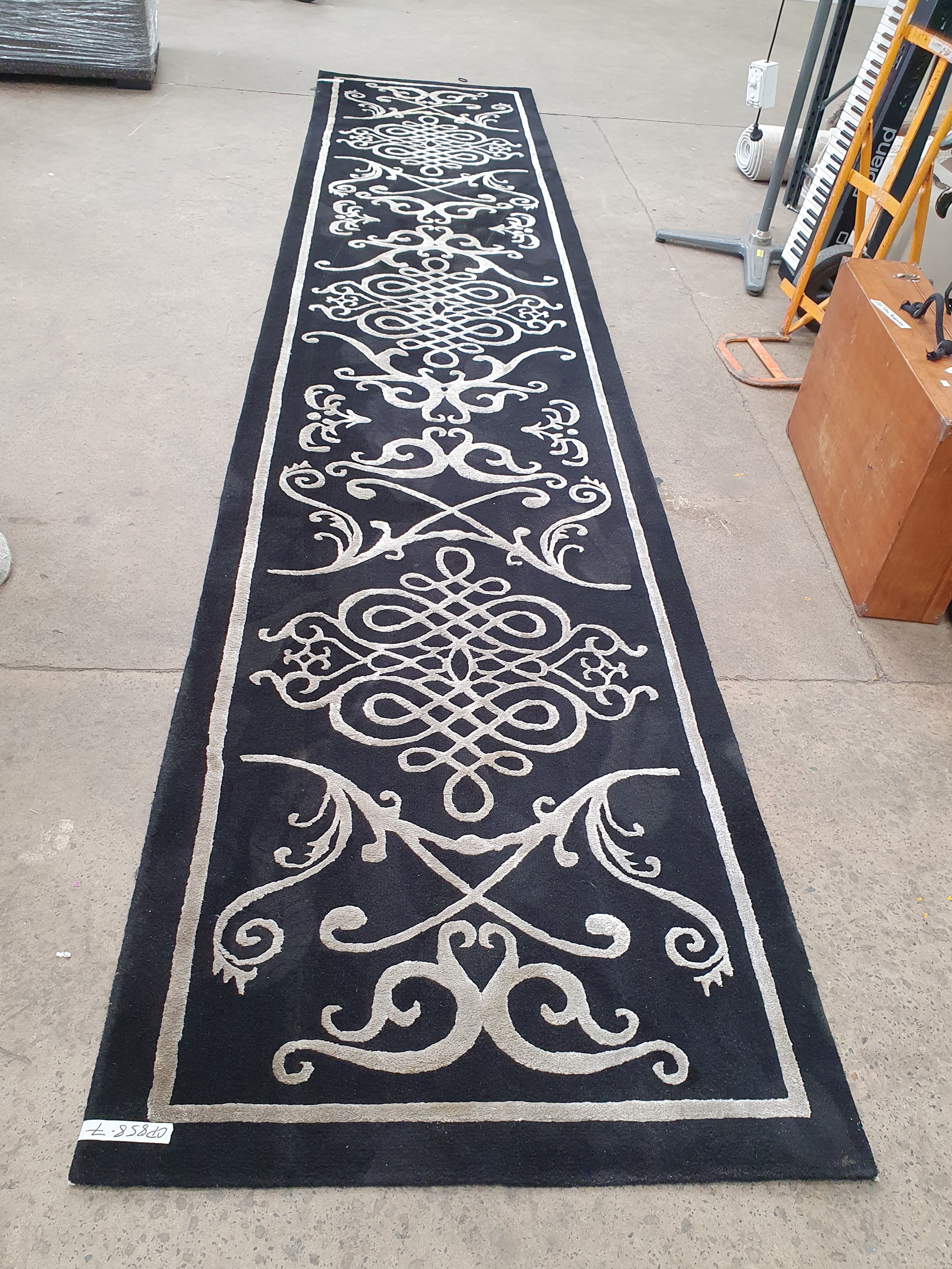 An Oriental Style Hall Runner
