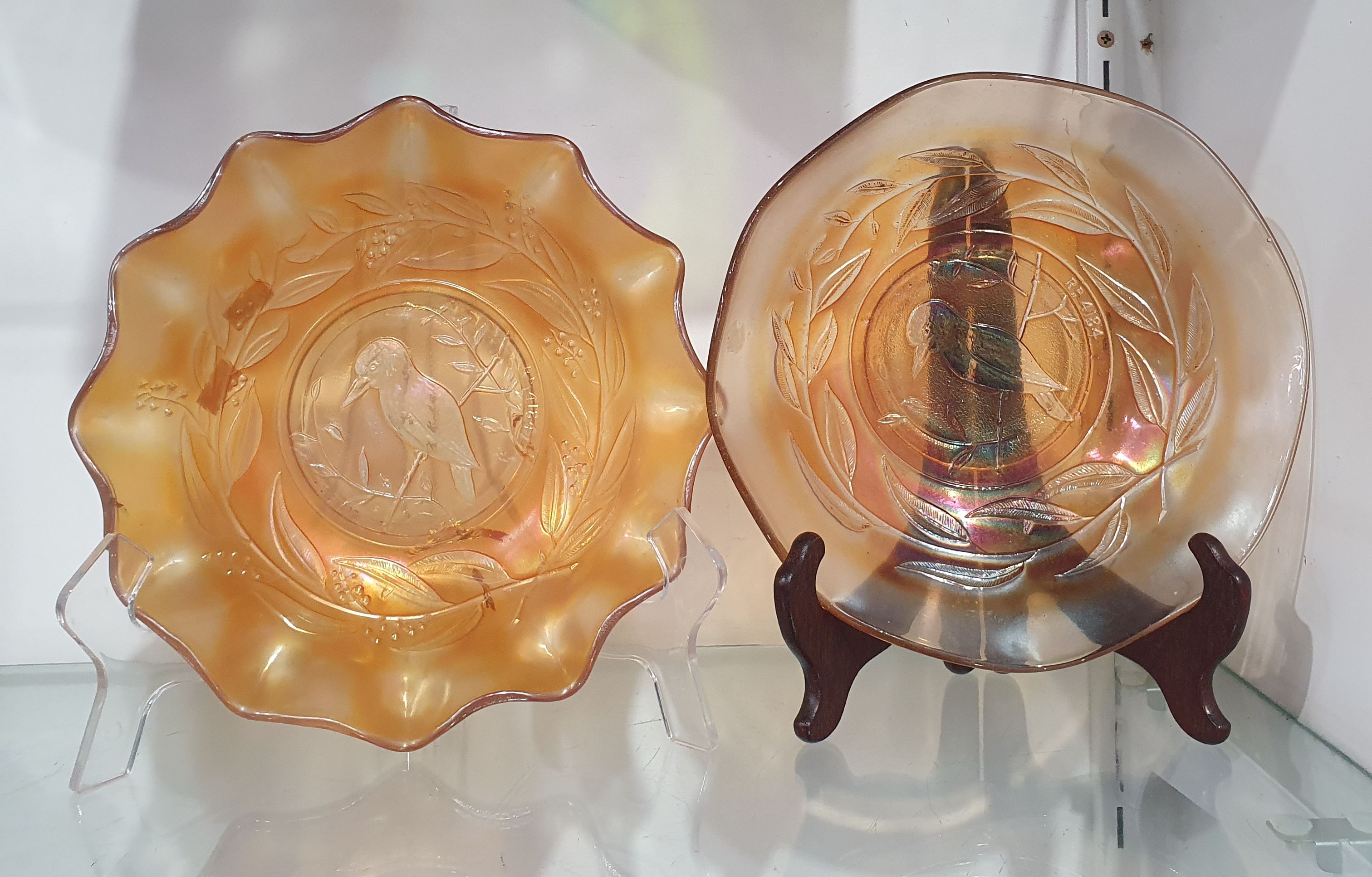 695 · TWO VINTAGE AUSTRALIAN CROWN CRYSTAL KOOKABURRA CARNIVAL GLASS DISHES