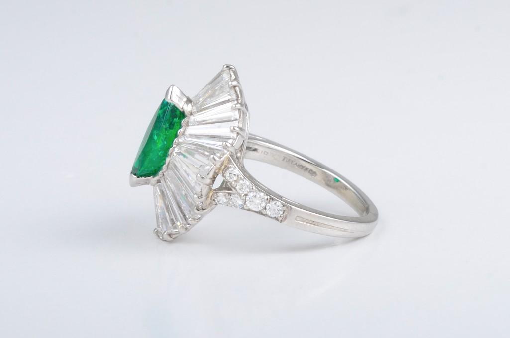 An Emerald and Diamond Ballerina Ring 