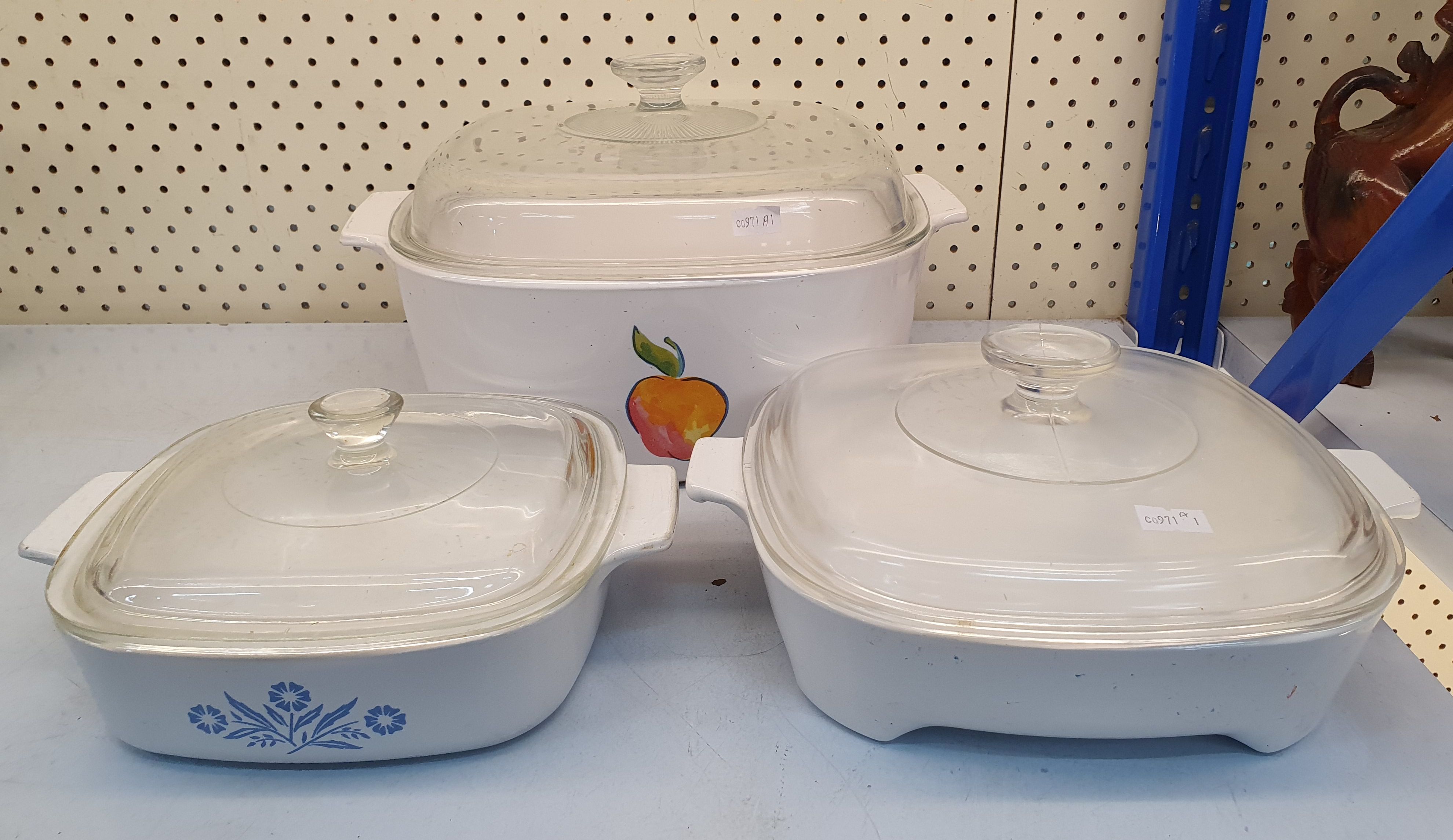 17 · TWO CORNINGWARE COVERED OVEN DISHES AND ONE OTHER