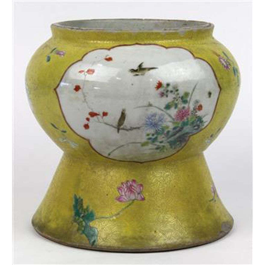 Chinese Yellow Sgraffito Porcelain Vase, Flowers