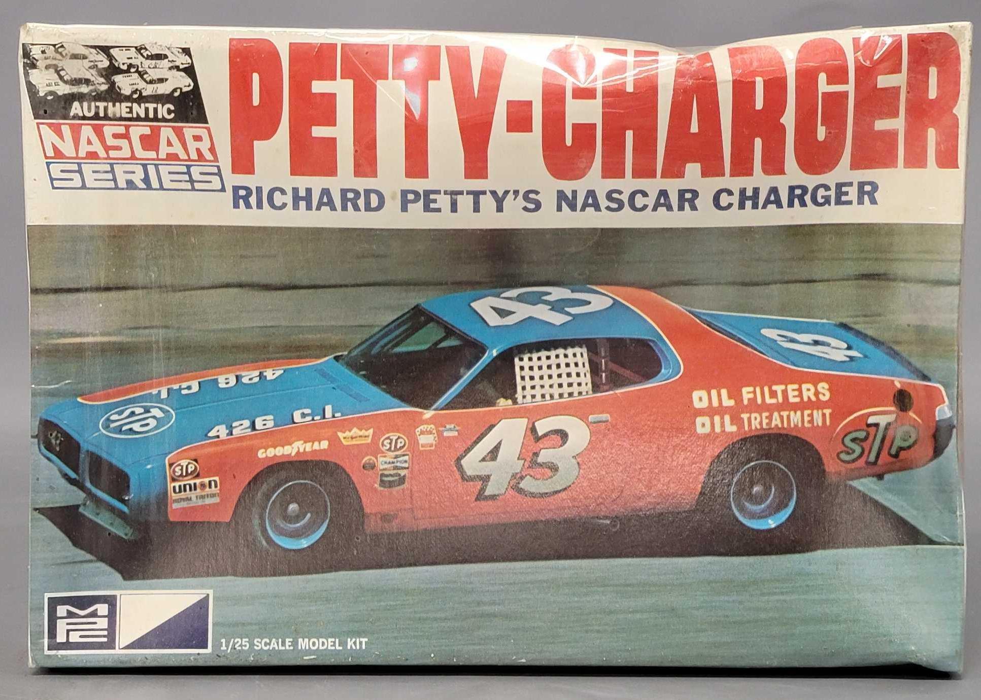 【人気SALE新作登場】MPC 1/25 PETTY NASCAR charger 開封済 絶版 #43 チャージャー #43 公認キット リチャード.ペティー ナスカー デイトナ 500 フォーミュラ