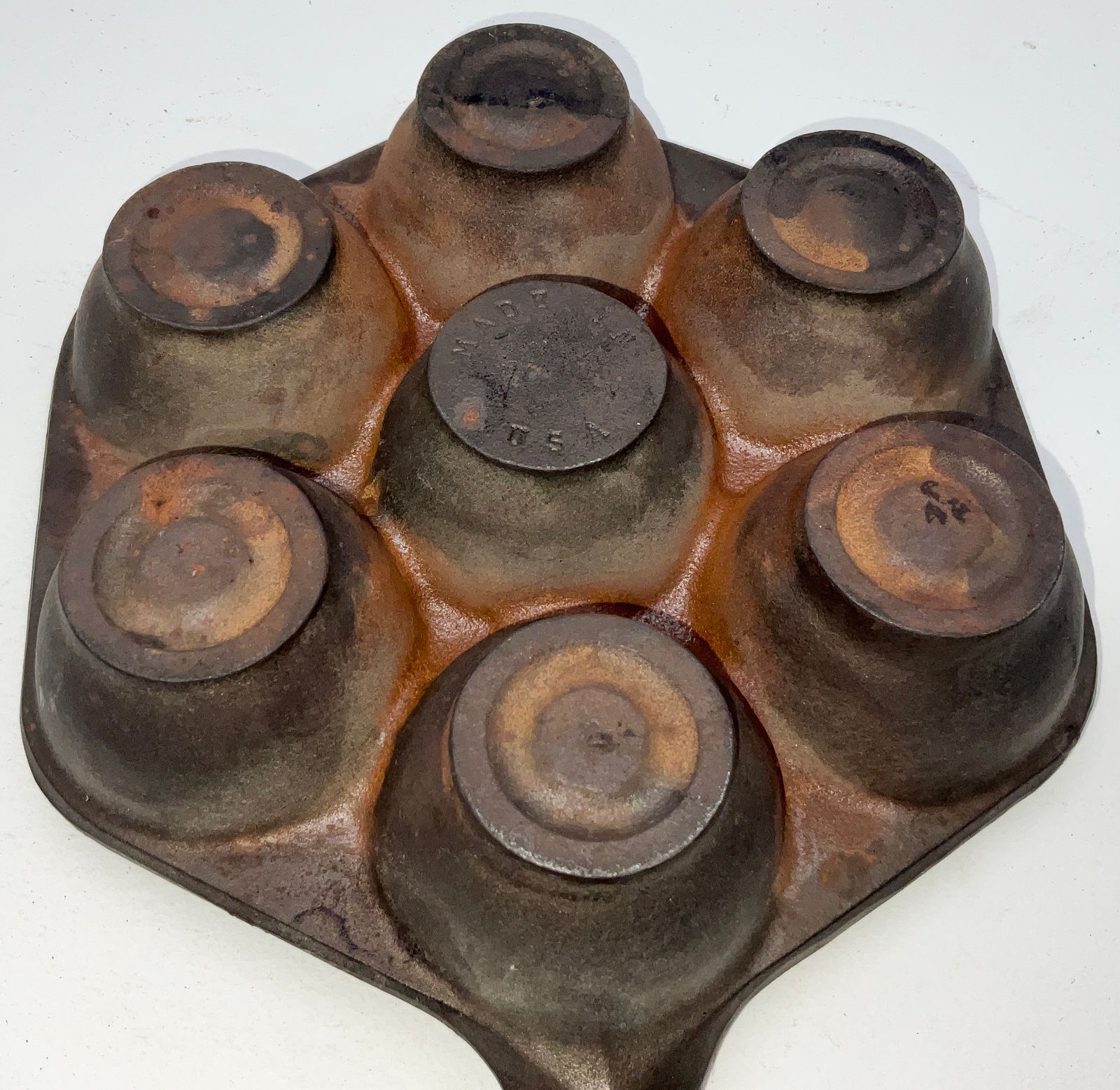 CAST IRON AEBLESKIVER DANISH CAKE PAN. Teel Auctions