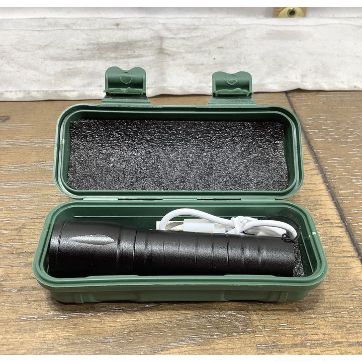 Kentucky Industrial Tools 400 Lumen LED Rechargeable Flashlight with Carrying Case & Charger