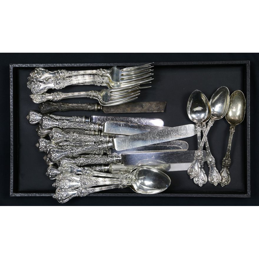 (lot of 29) A Whiting King Edward sterling silver flatware service, retailed by J.E