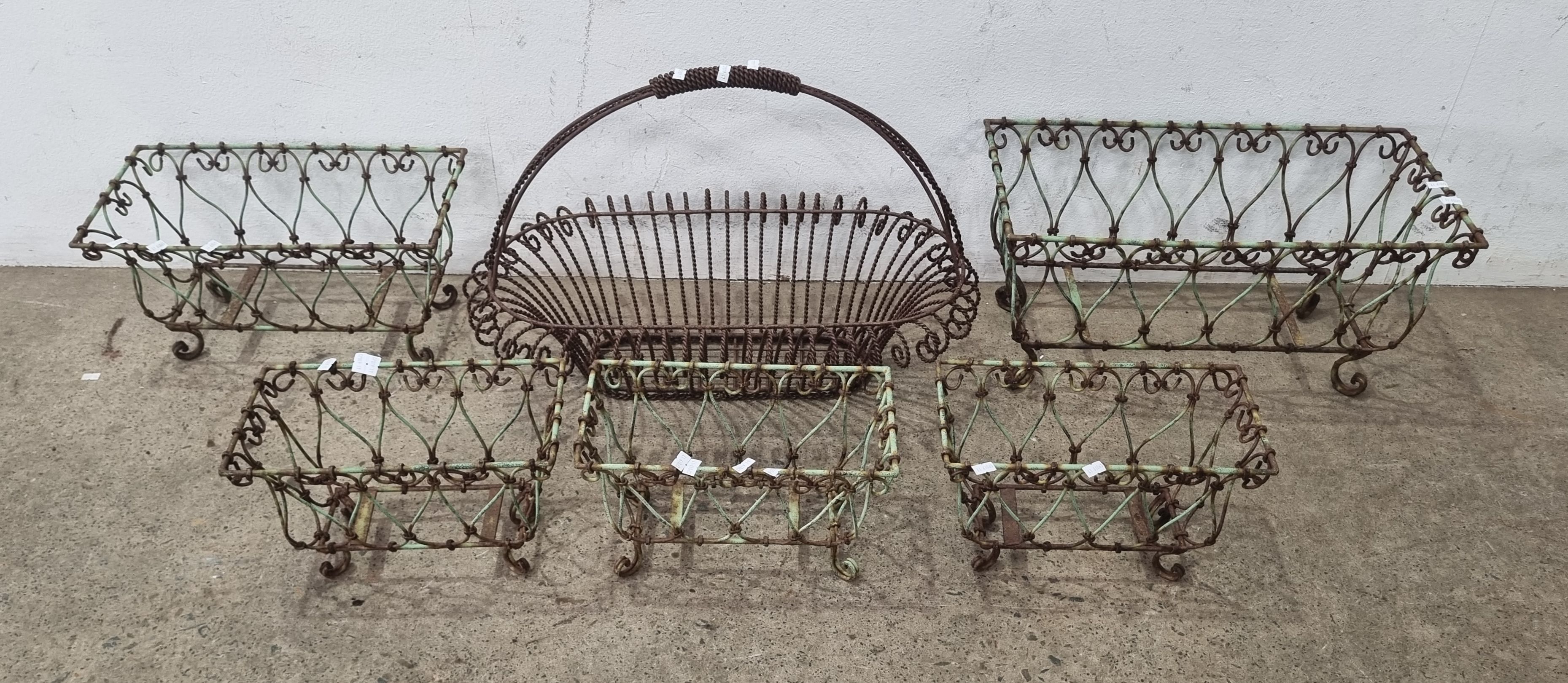 1037 · A GROUP OF PLANTERS
