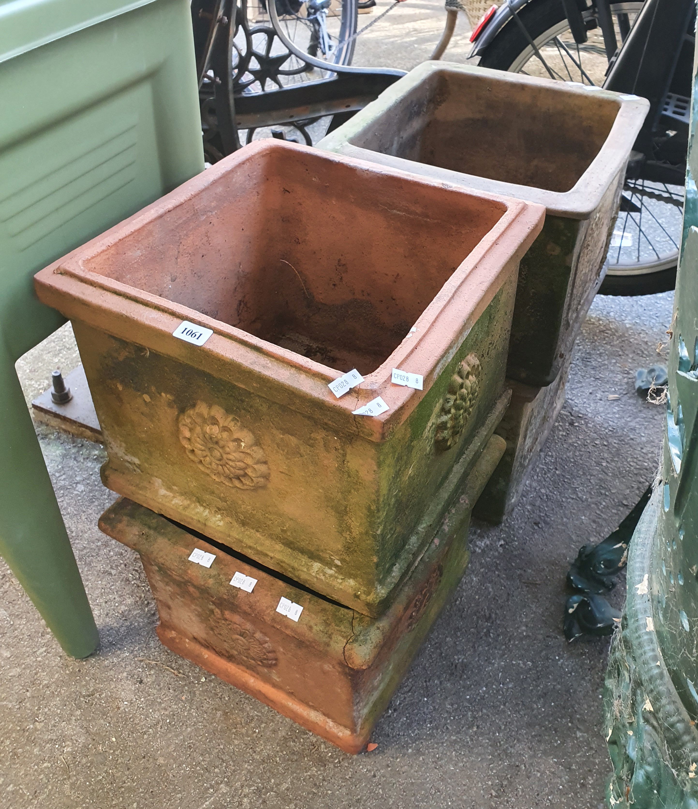 1061 · TWO VARIOUS PAIRS OF POTS