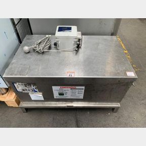 66LT DUX STAINLESS STEEL GREASE CONVERTER, AUTOMATIC LIQUID DISPENSER & STAINLESS STEEL UPSTAND