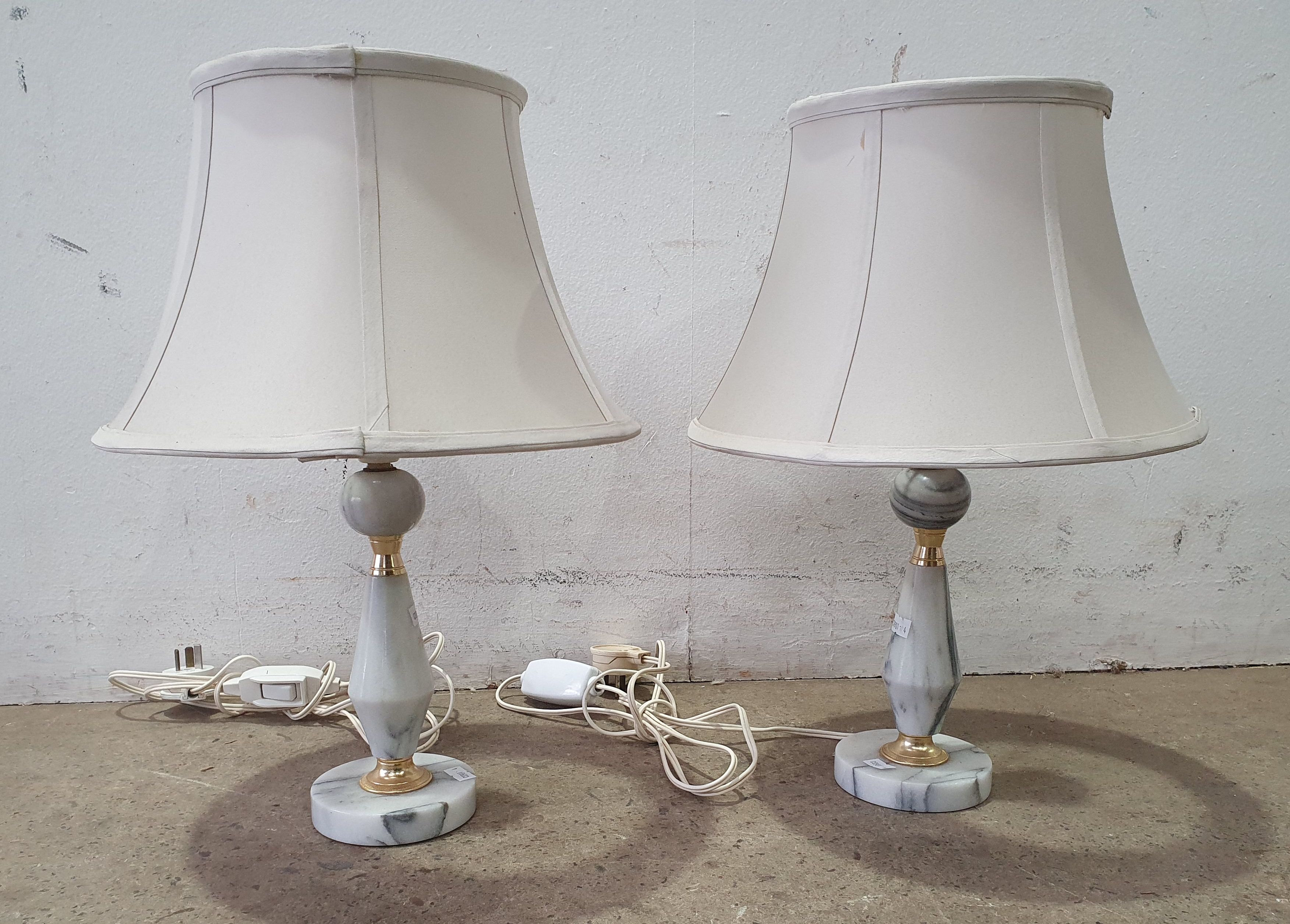 A PAIR OF ART DECO STYLE LAMPS