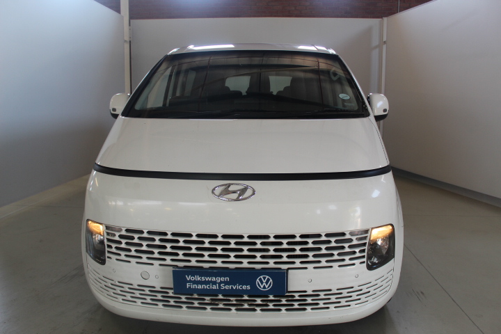 2022 HYUNDAI STARIA 2.2D EXECUTIVE A/T