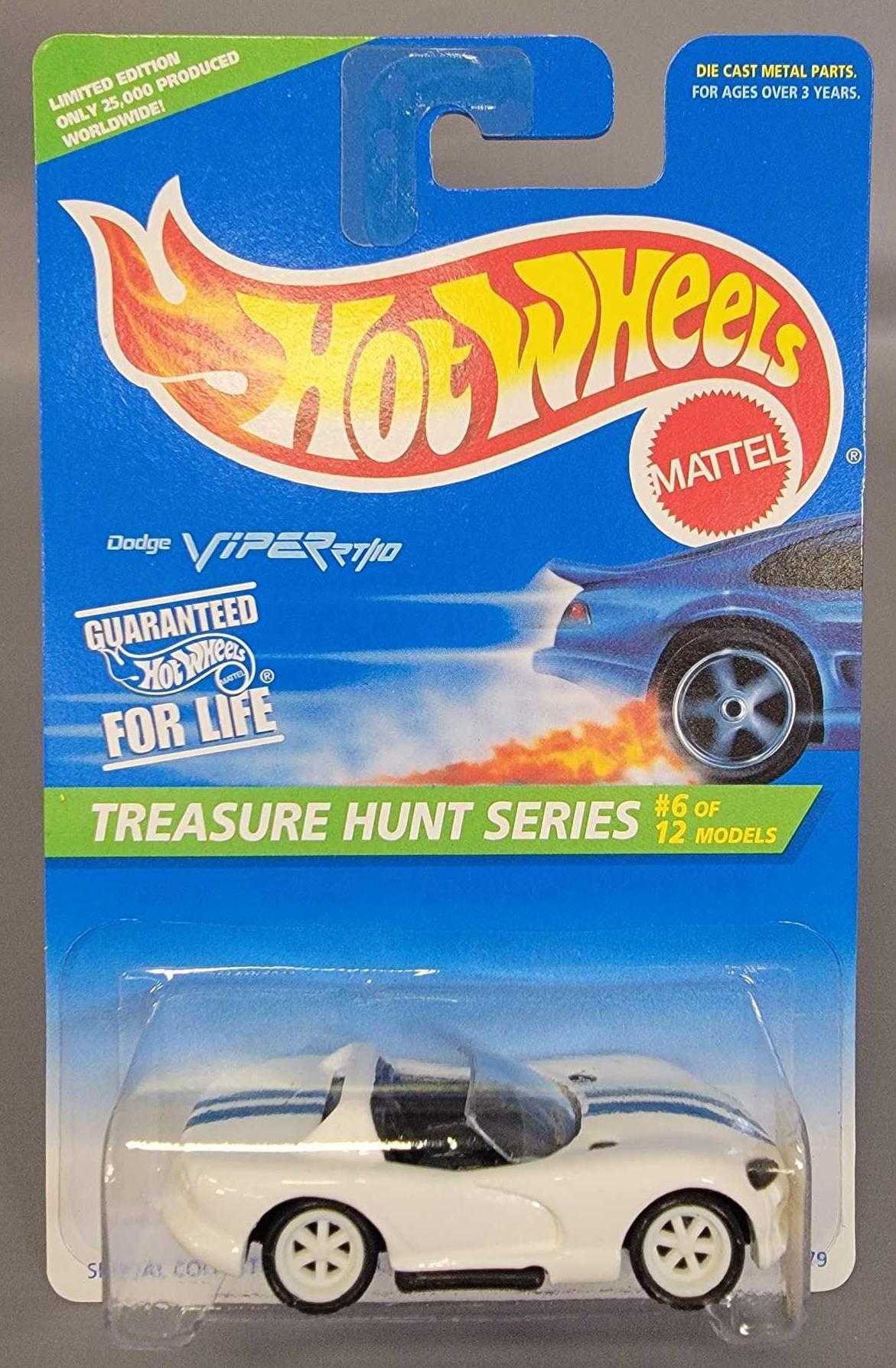 Hot Wheels 1996 Treasure Hunt Dodge Viper RT/10 on sealed card