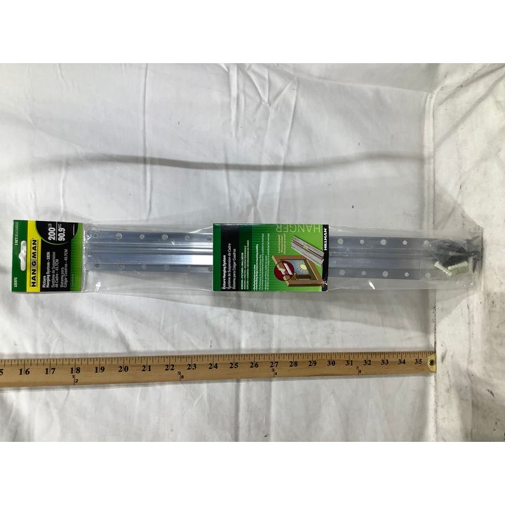 Hillman Hangman Picture Hanging System 18" 200lbs