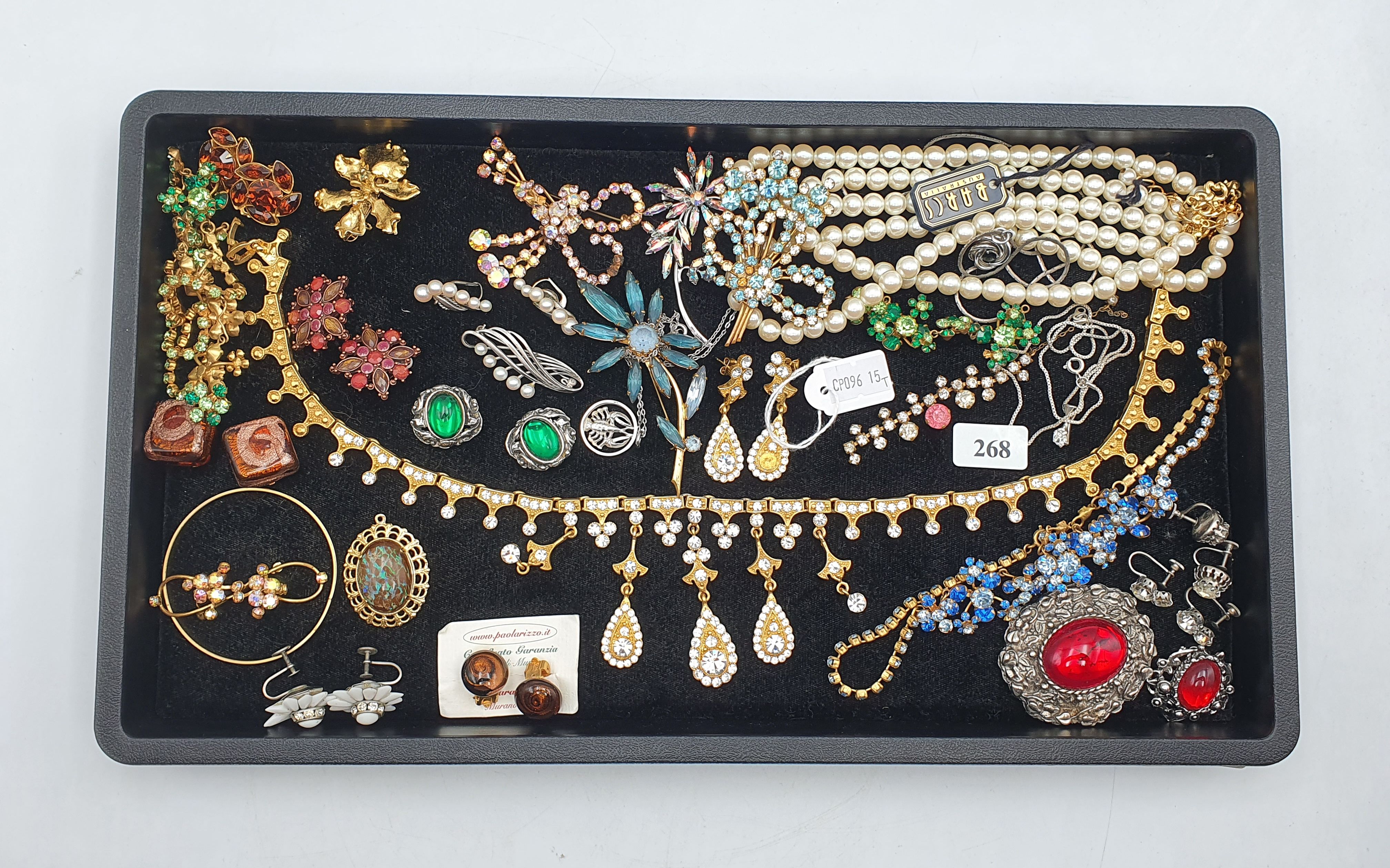 268 · A GROUP OF COSTUME JEWELLERY