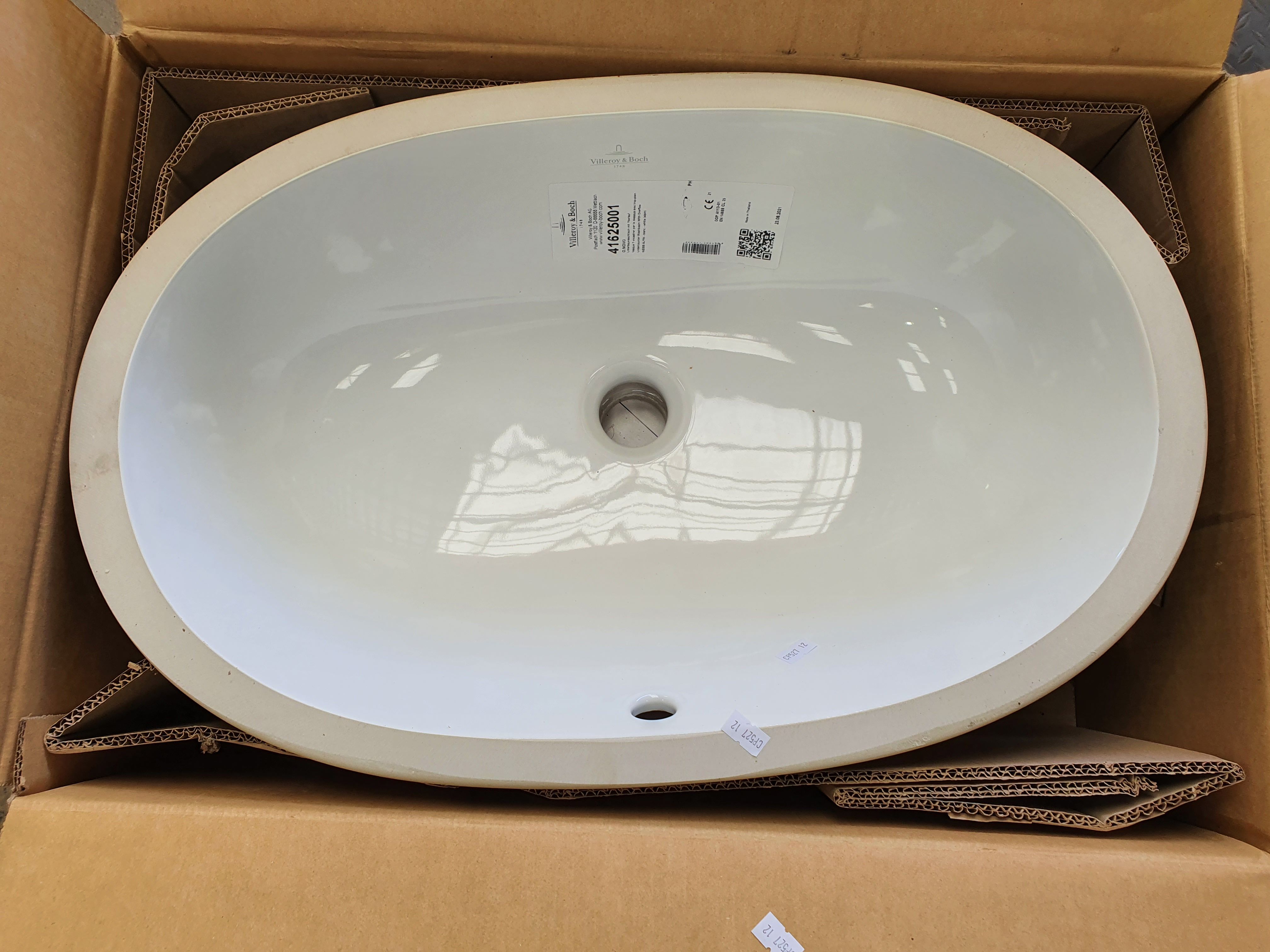 A Villaroy & Boch Wash Basin Sink