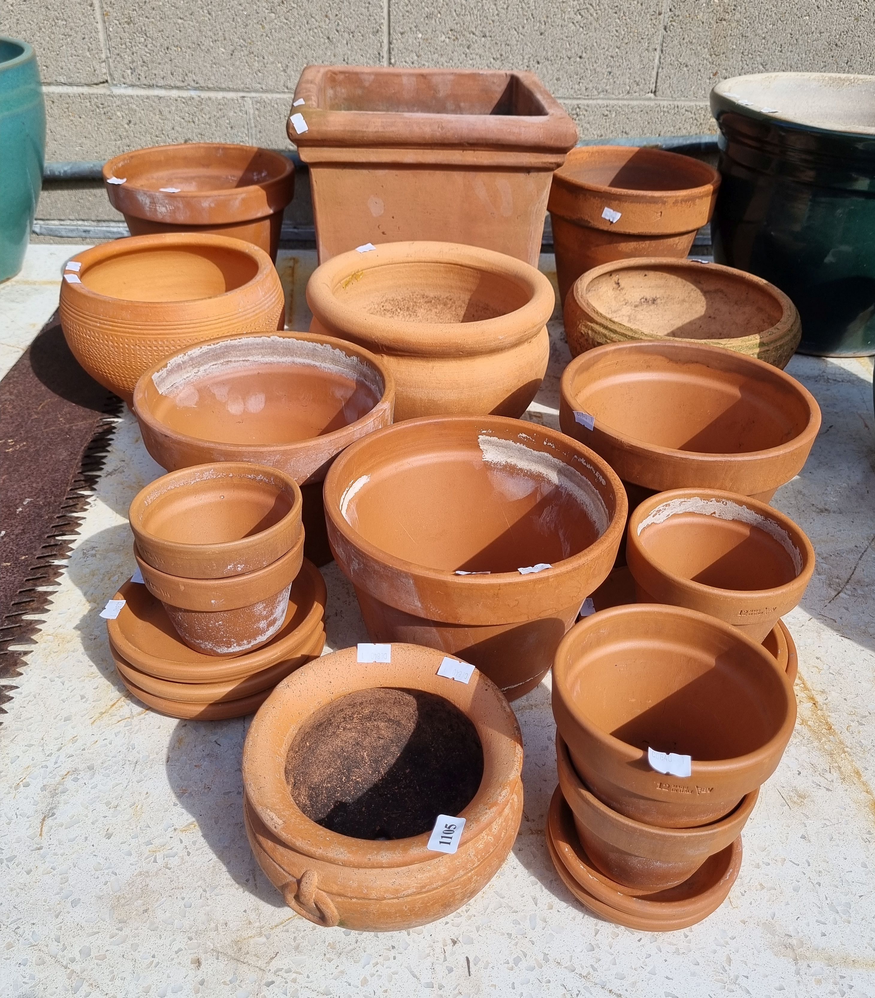 15 Terracotta Garden Pots