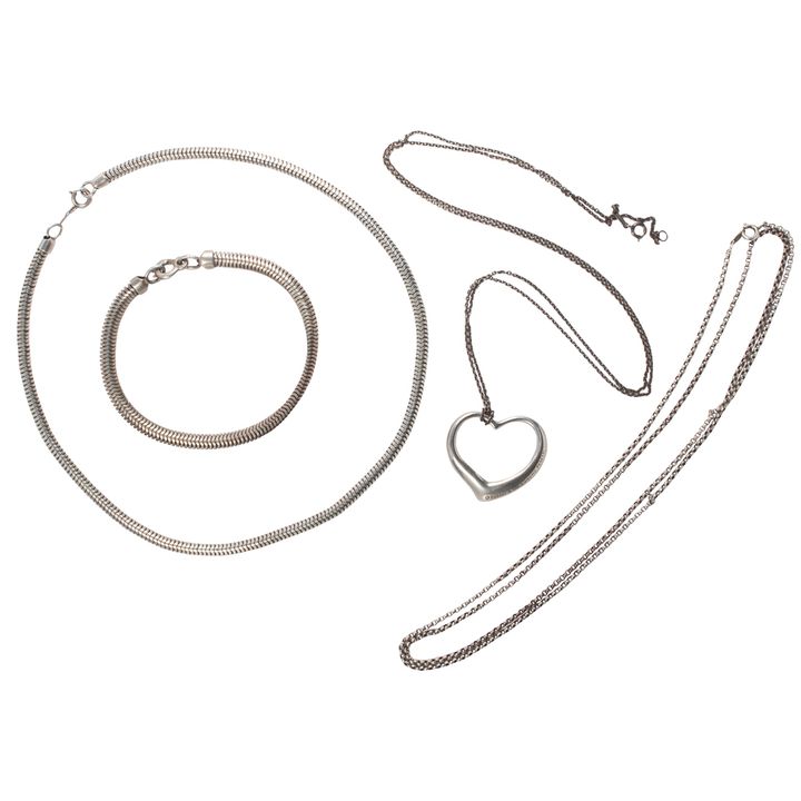 A silver pendant necklace and chain, Tiffany & Co.