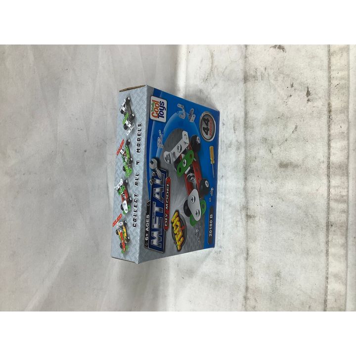 Totally Cool Toys Metal DIY Model - 44pcs