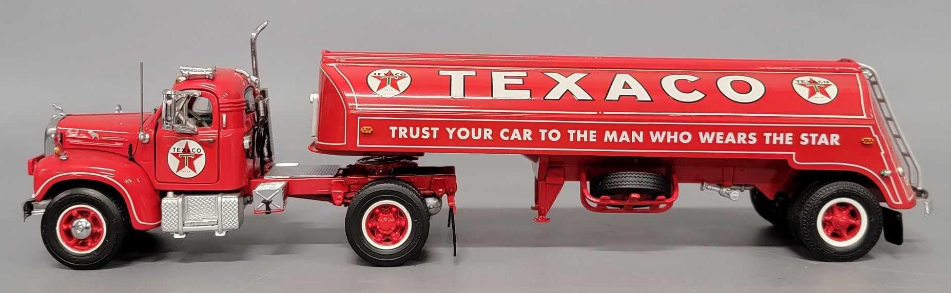 Franklin Mint 1/43 scale Texaco Tanker with Mack B-61 Tractor in original  box