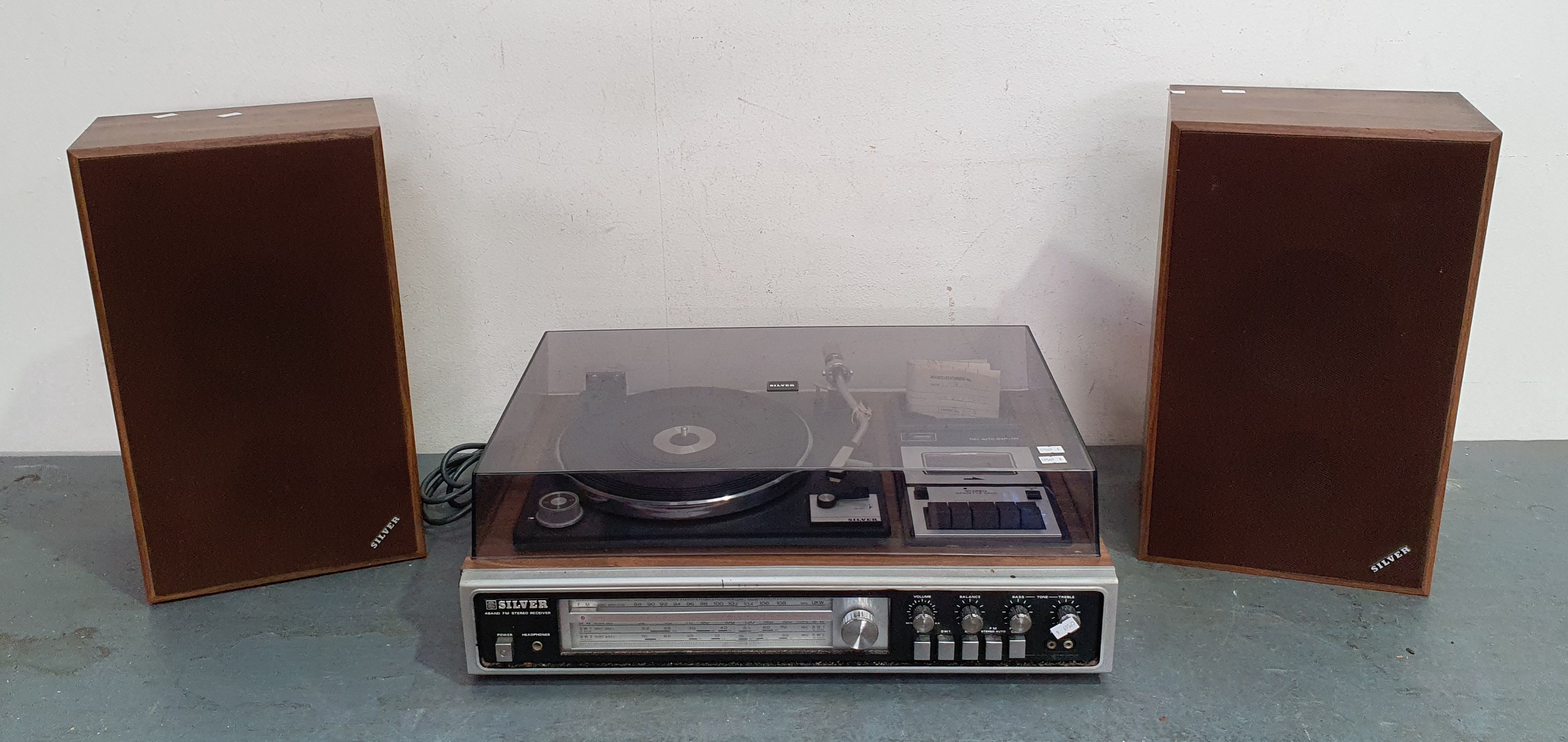 1312 · A VINTAGE SILVER STEREO SYSTEM
