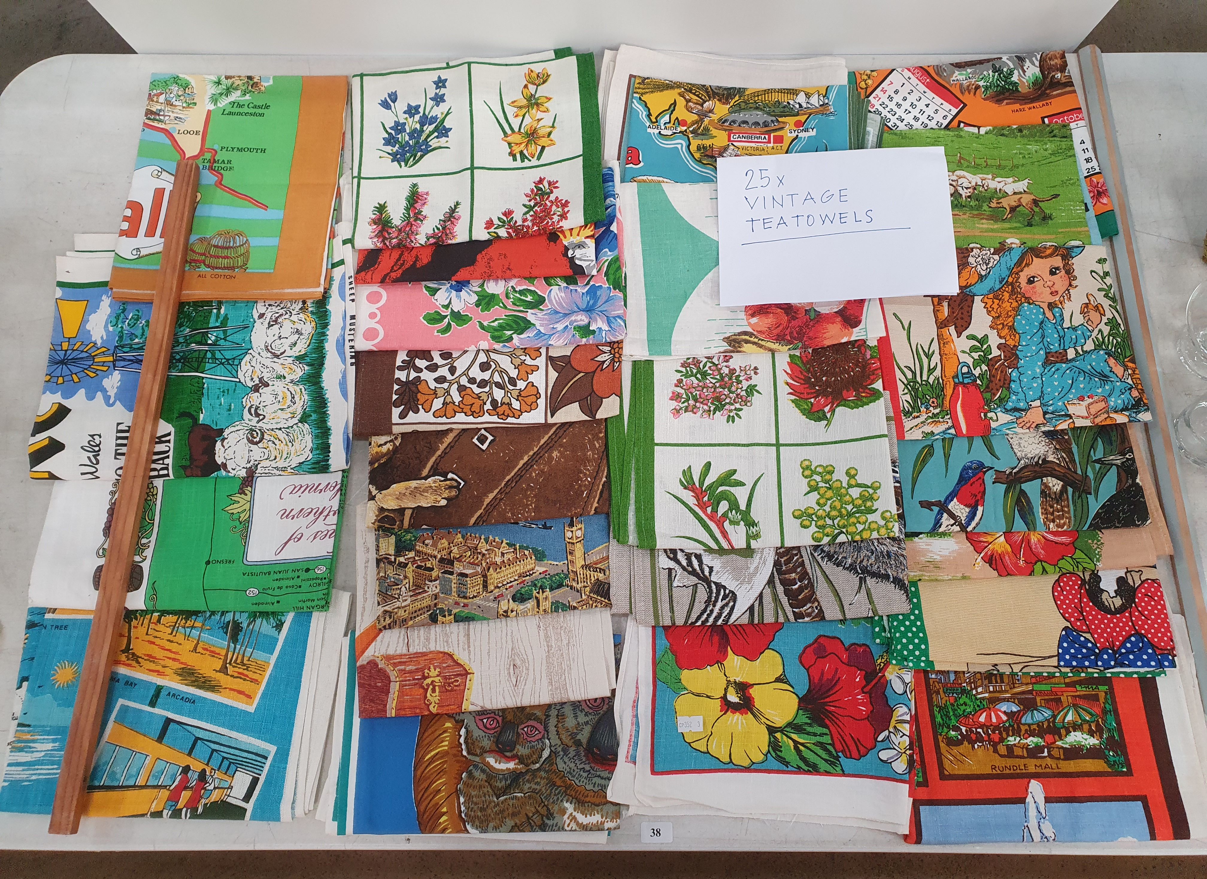 38 · 25 VINTAGE TEA TOWELS