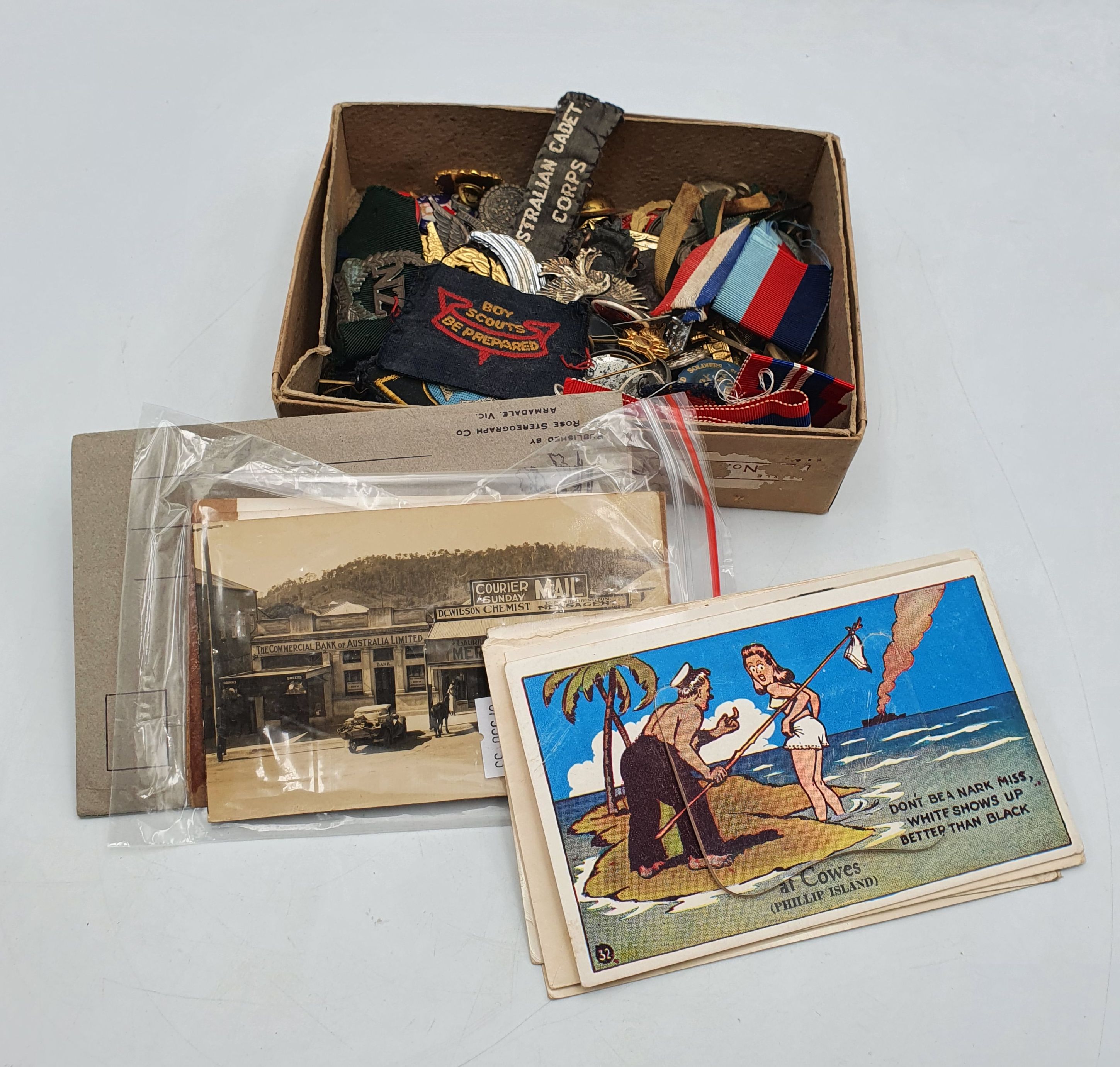 319 · A COLLECTION OF AUSTRALIAN INTEREST ITEMS
