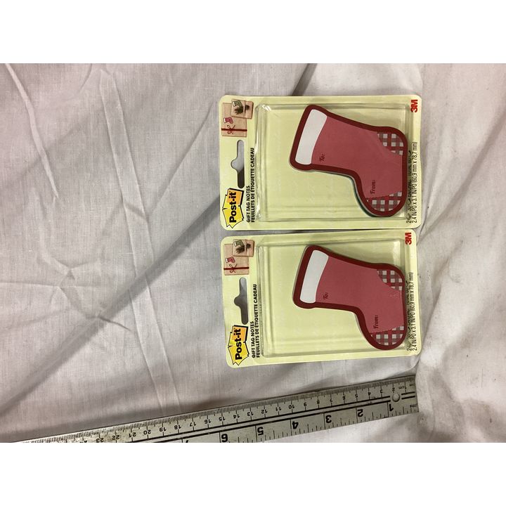 BUYING (2) Post it Gift Tag Notes