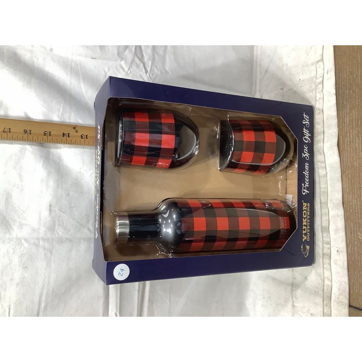 Yukon Outfitters Freedom 3pc Gift Set