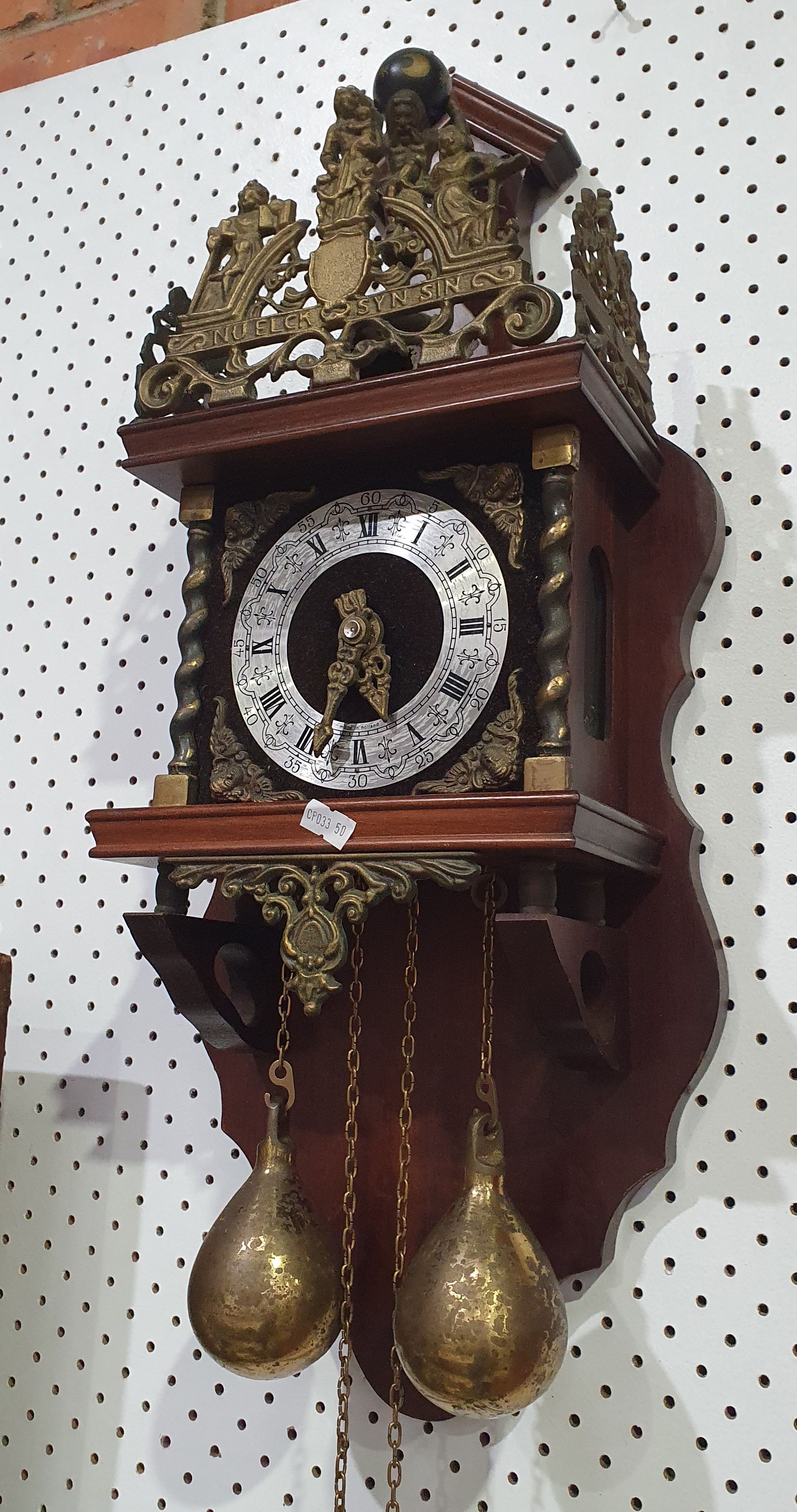 482 · A DUTCH ZAANSE WALL CLOCK